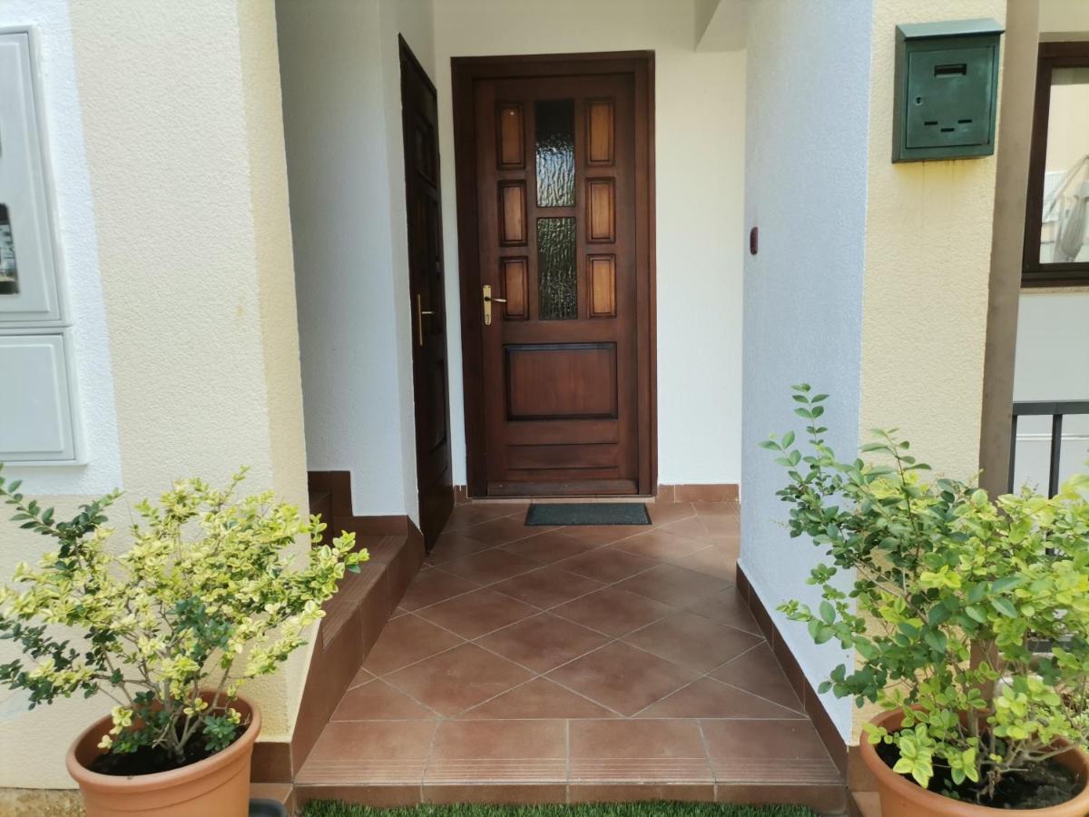 Renato Apartment Basanija Exterior photo